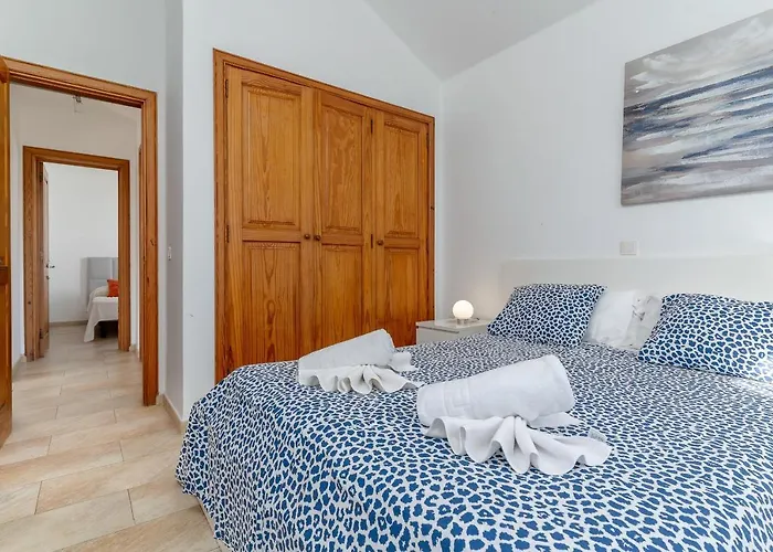 Vv Tamia By Hh Villa